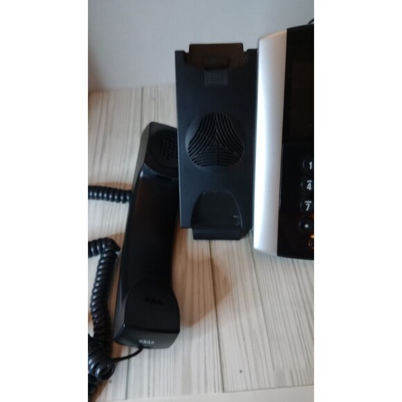 Polycom VVX 501 Business Media VOIP Desktop Phone - Black Touch Screen - Picture 5 of 10